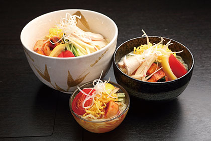 特製冷麺(ハーフ) 680円